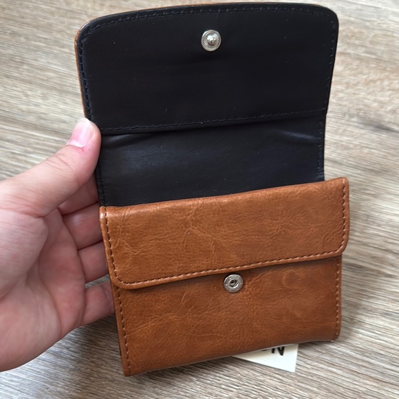 Moda Bella Brown Wallet - Picture 3 of 6